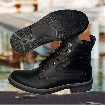 BOTAS EVEREST
